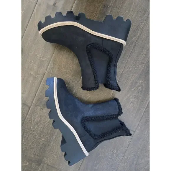 Dolce Vita Vandi Black Lug Sole Chelsea Boots Size 9.5 Platform Block Heel - Picture 2 of 7